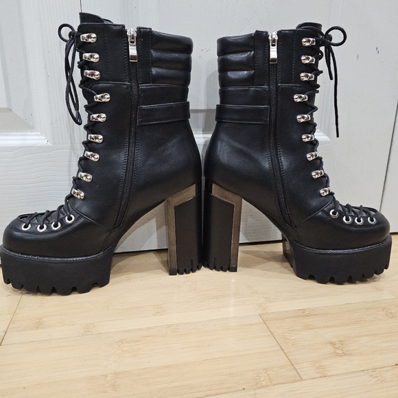 Dolls Kill Punk Goth Azalea Wang Mel Black Lace Up Buckle Mel Ankle Boots 9 New - Picture 3 of 10